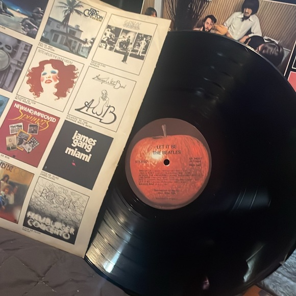 Let It Be THE BEATLES vinyl album - Picture 5 of 15